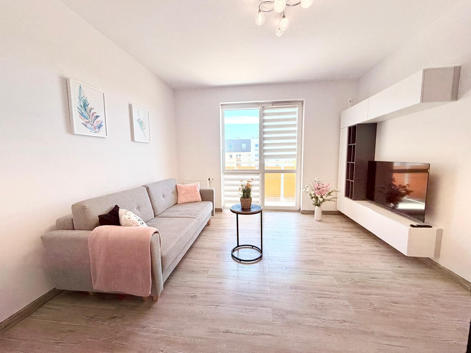 REZERWACJA  Dywizjonu 303 - mieszkanie 2 pokojowe, balkon, kom. lokatorska, winda