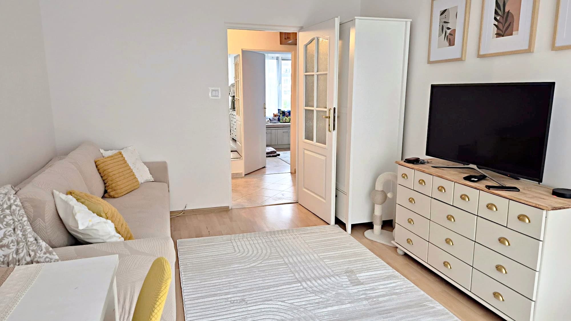 Spółdzielcze własnościowe 2 pokojowe Rejtana, balkon loggia, 1 piętro